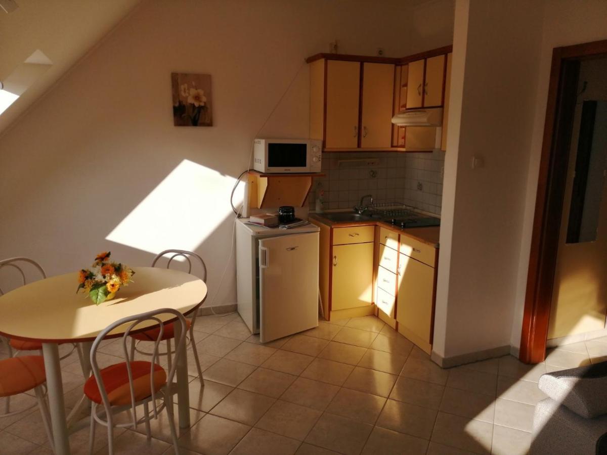 Abban Durmolj Apartman Дьюла Экстерьер фото