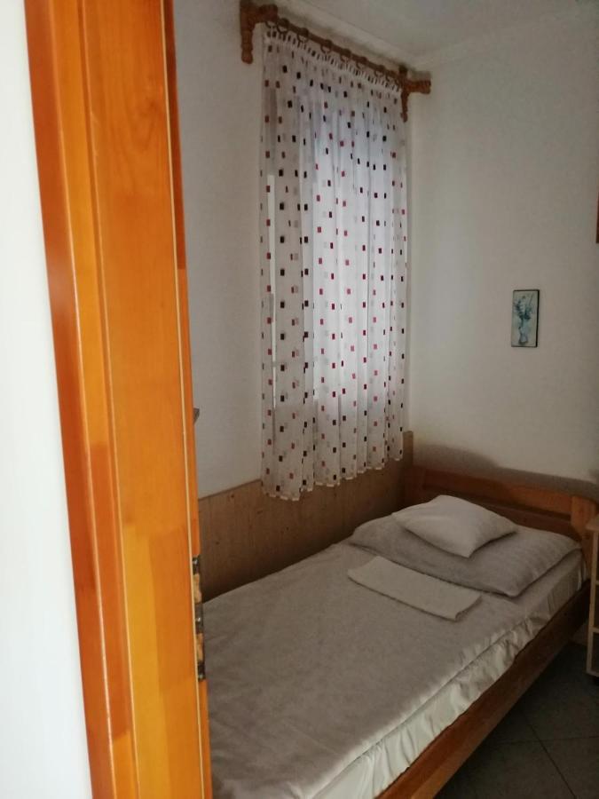 Abban Durmolj Apartman Дьюла Экстерьер фото