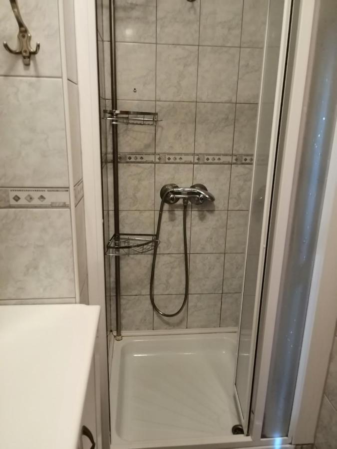 Abban Durmolj Apartman Дьюла Экстерьер фото